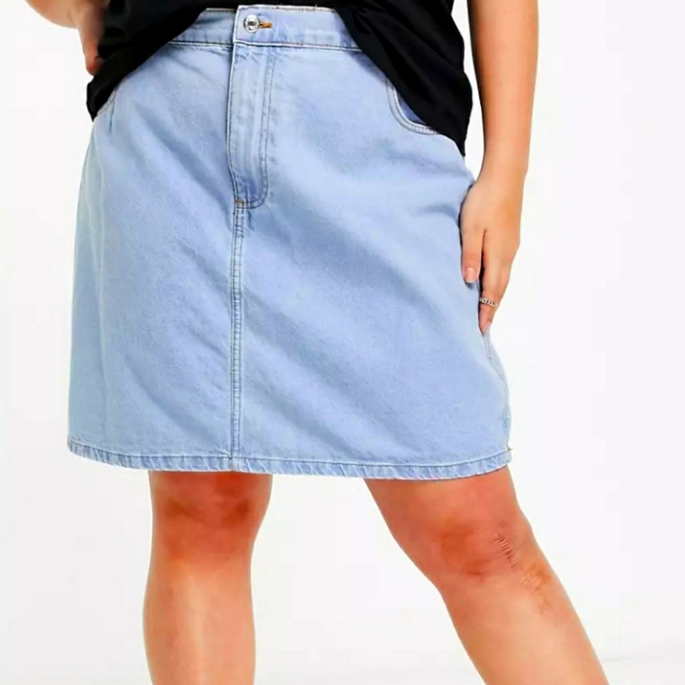 Wednesday's Girl Curve Mini Skirt